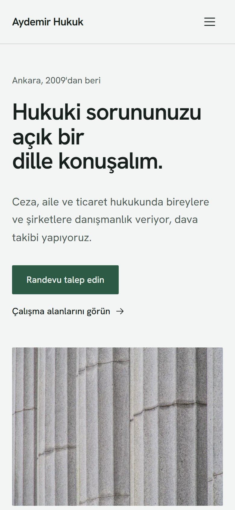 Avukatlık Bürosu tasarımının telefon görünümü